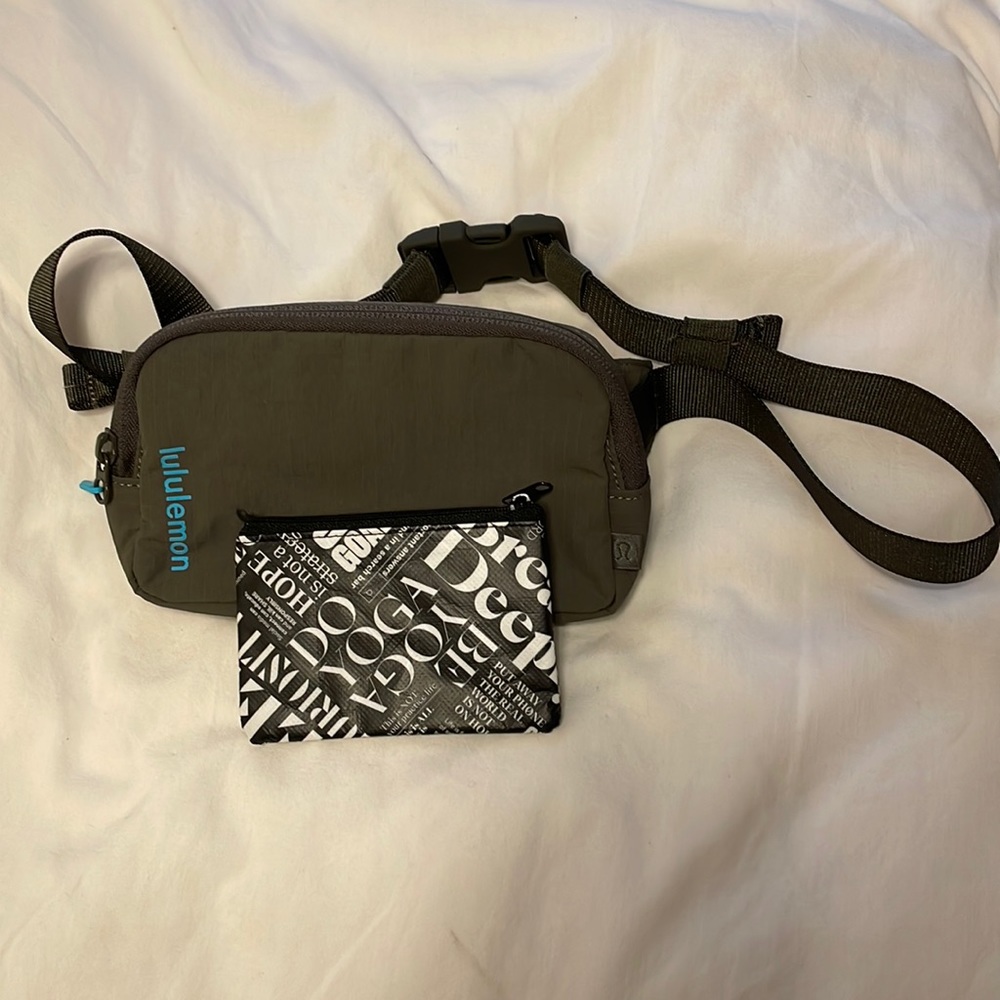lululemon mini belt bag with coin purse!